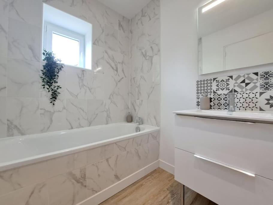 Holiday home Moscow, Maison Spacieuse Proche Reims Berru
